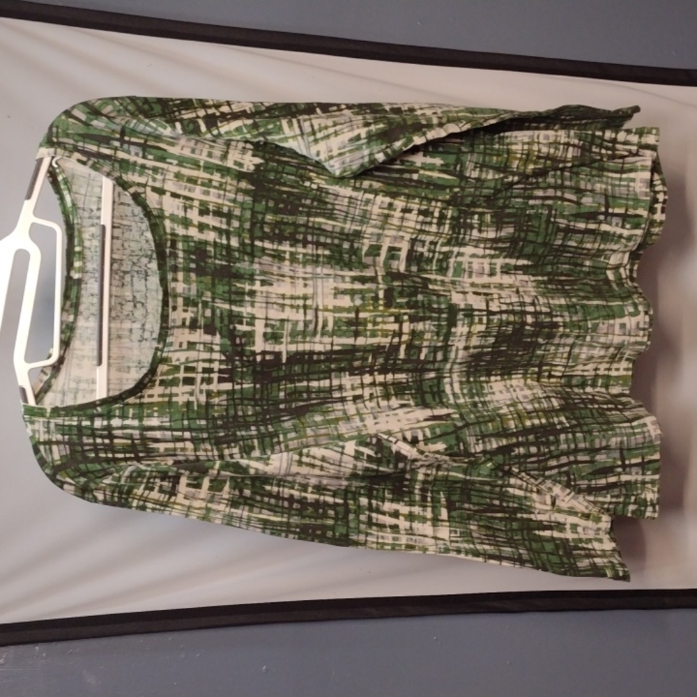 Green shirt